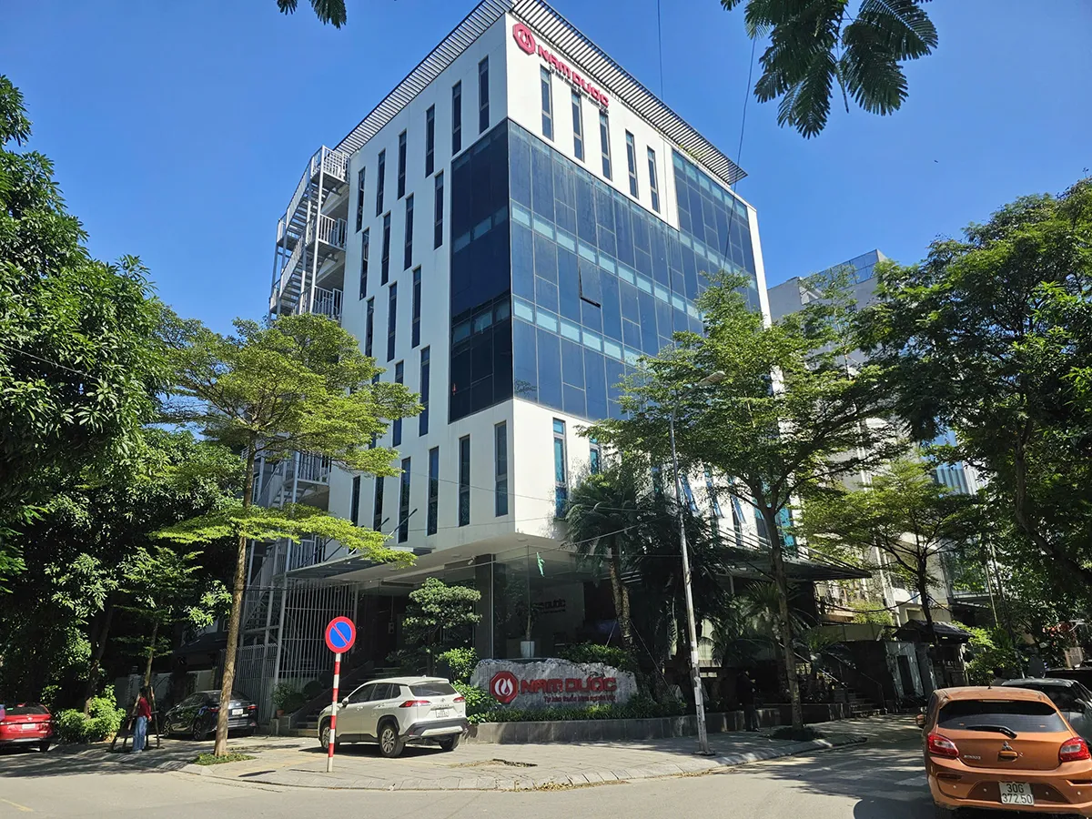 Lắp đặt điều hòa cho tòa nhà văn phòng tại Dịch Vọng, Hà Nội